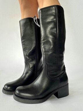 Knee High Faux Leather Chunky Boots 7.5